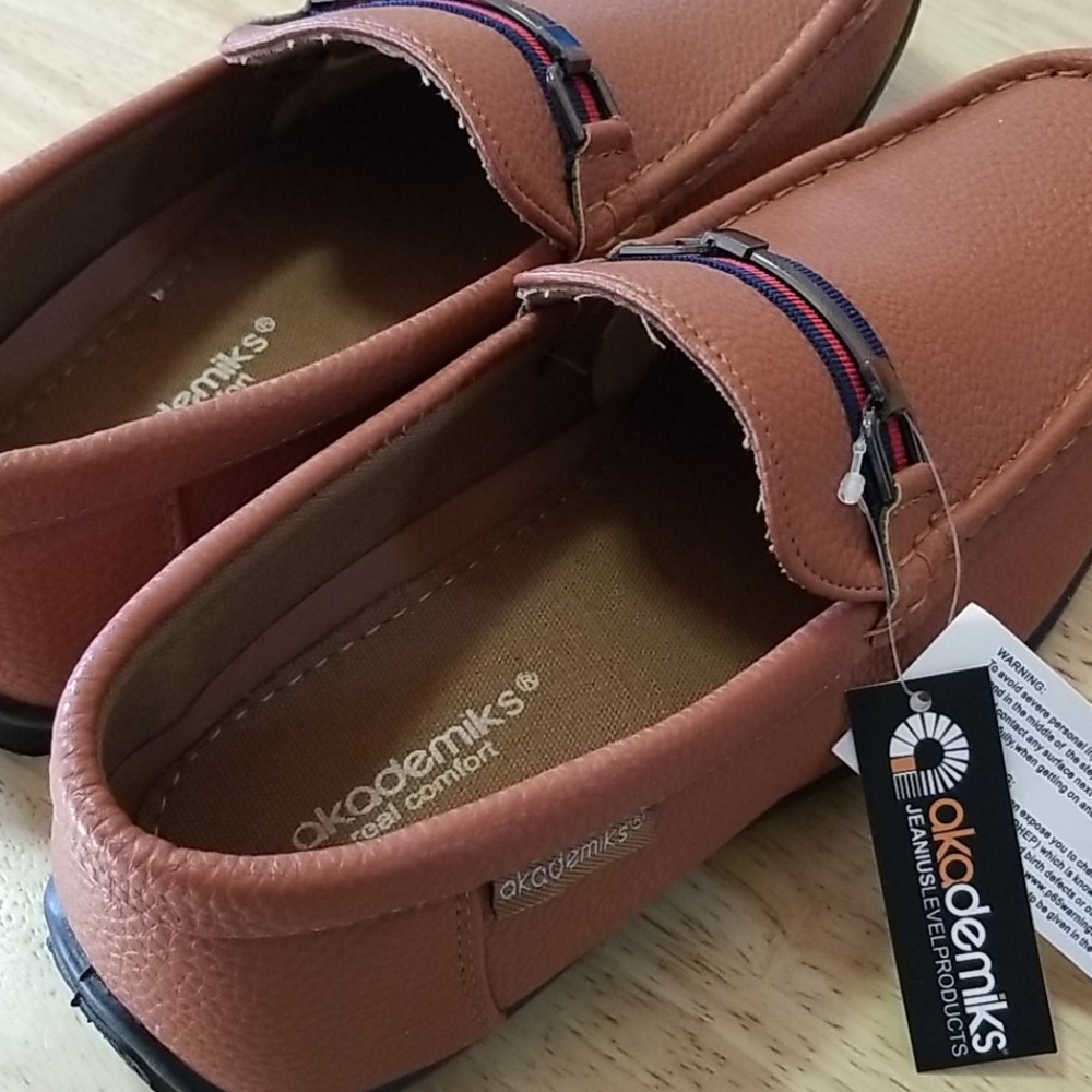 Akademiks Shoes